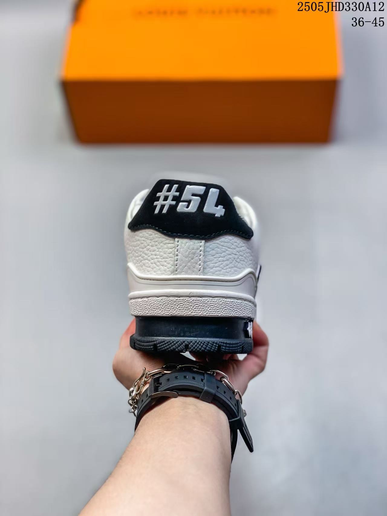 LV Trainer-05JXD345A46 - Image 4