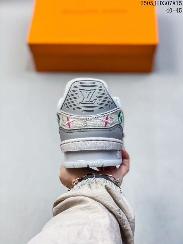 LV Trainer-05JXD345A44 - 图片 3