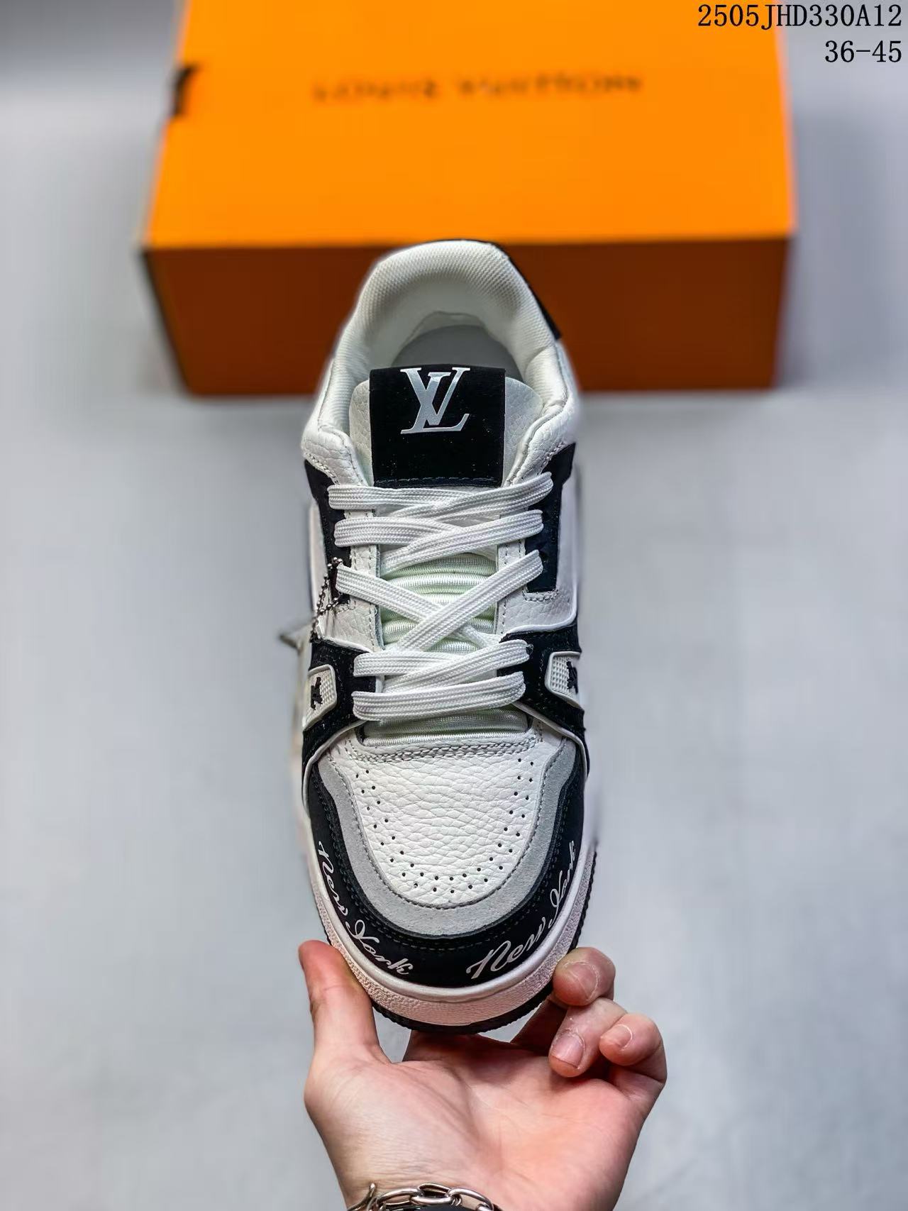 LV Trainer-05JXD345A46 - Image 2